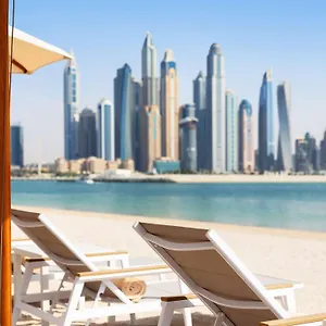 Adagio Premium The Palm Apartmanhotel Dubaj