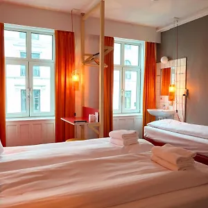 2* Hotel Annex
