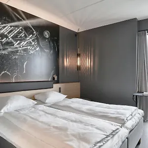 Four Points Flex By Sheraton Arena Отель